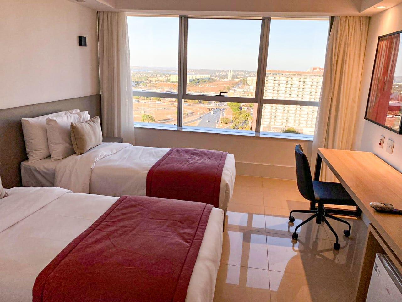 Hotel Ramada By Wyndham Brasilia Alvorada Exterior foto